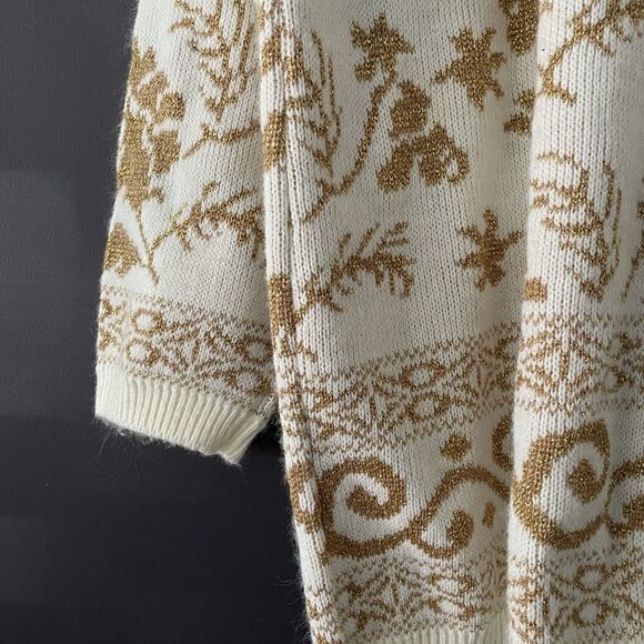 Women's Vintage Southern Lady Christmas Floral Sweater Gold Size Large 259 - Picture 5 of 7